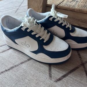 Alo Recovery Mode Sneaker